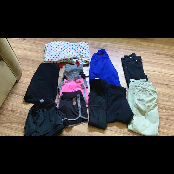 House hold items, Women’s & Girls Clothes - Picture 13 of 15